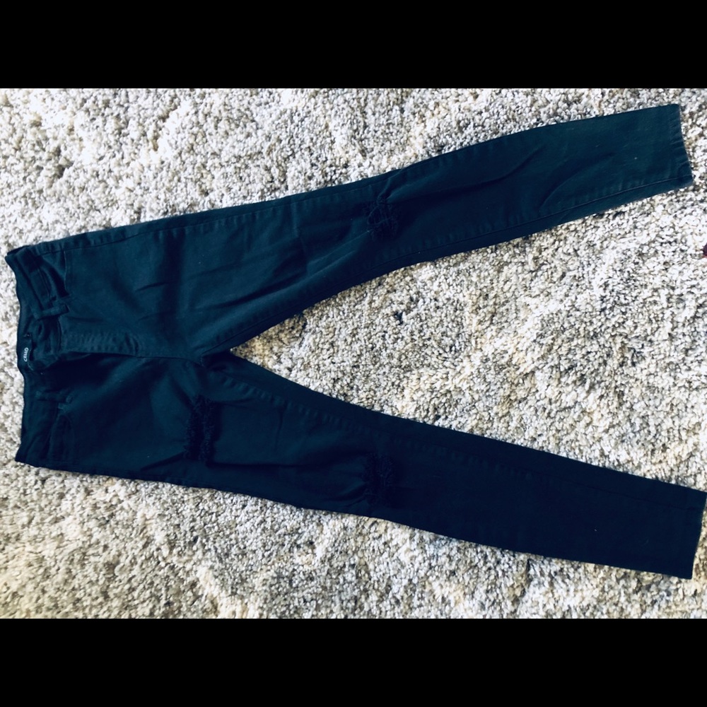 Cjla distressed black denim